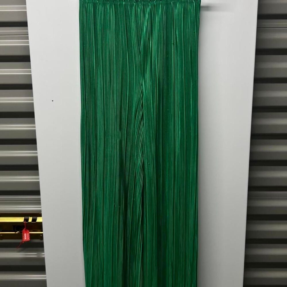No-boundaries Women's Green Trousers